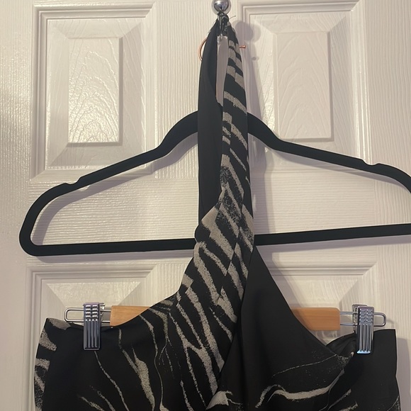 Zara halter zebra print dress - Picture 3 of 11